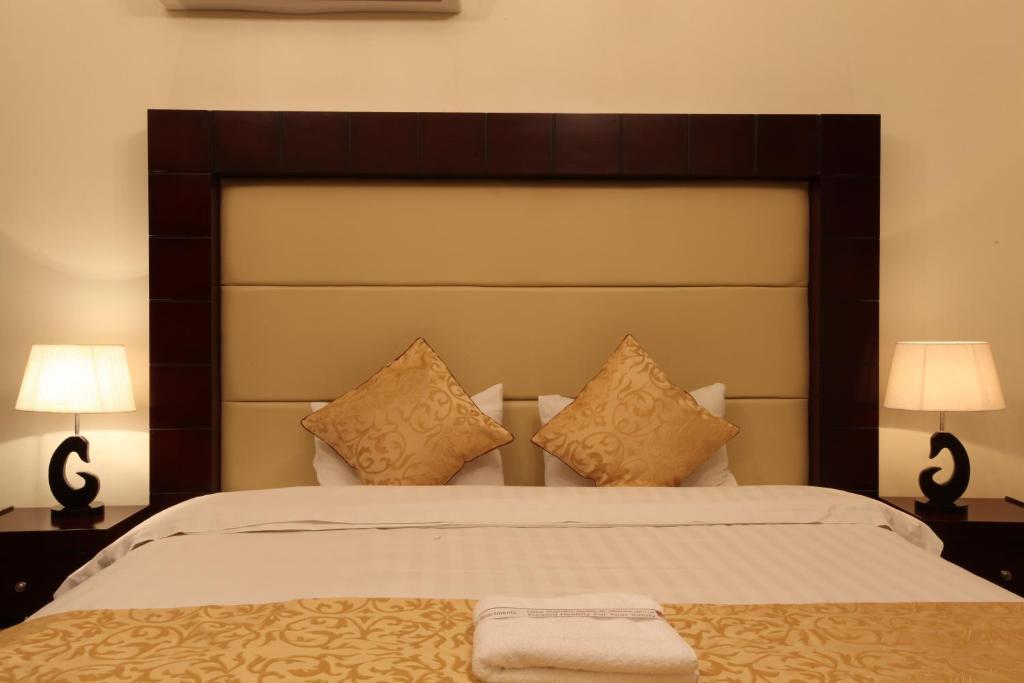 Taleen Alsulaimanyah Hotel Apartments Riyadh Room photo